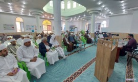 بازدید دبیرکل مجمع تقریب و هیئت همراه از مدرسه حج روحانیون اهل سنت استان هرمزگان