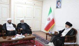 دیدار دبیرکل مجمع تقریب با رئیس جامعه مدرسین حوزه علمیه قم -1403/2/12