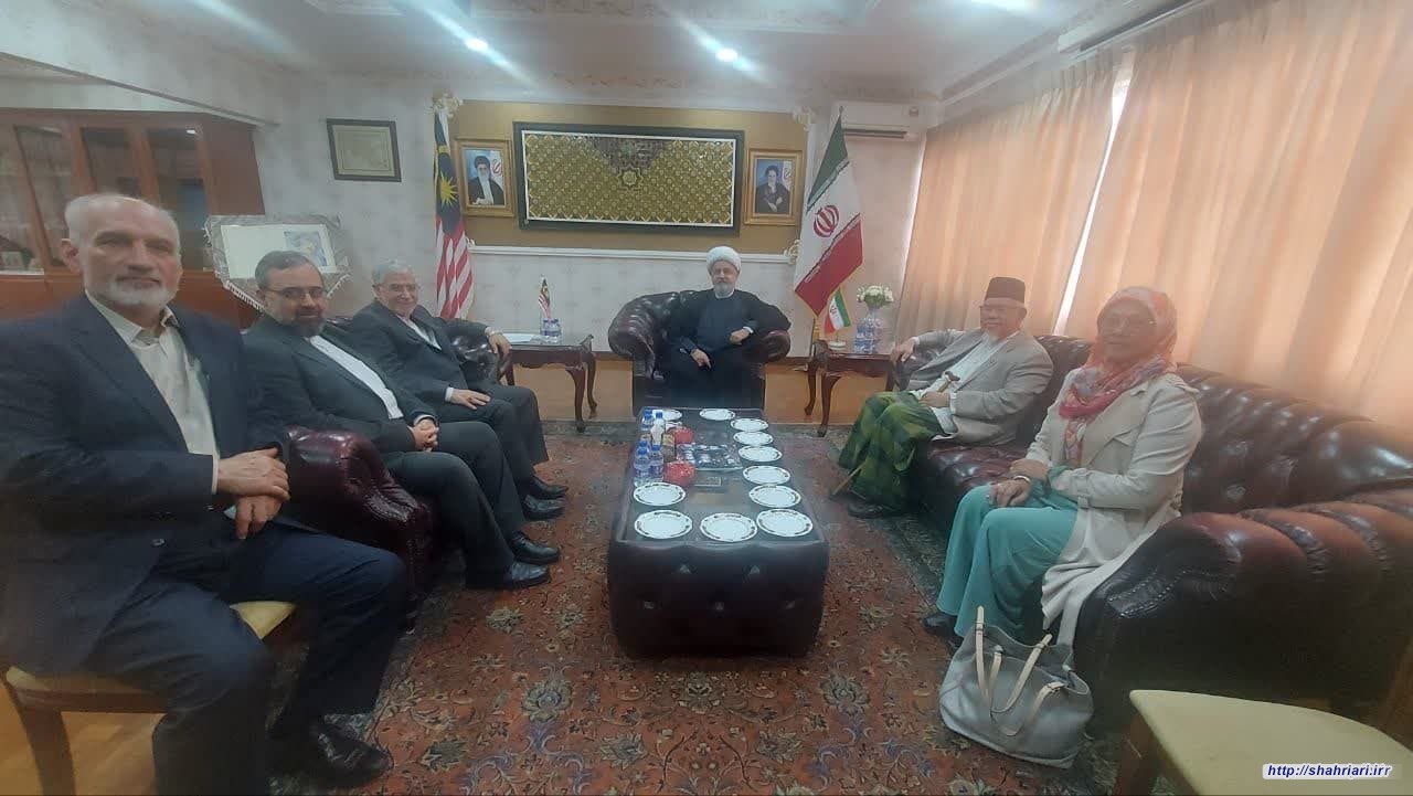 دیدار دبیرکل مجمع تقریب مذاهب اسلامی با سفیر جمهوری اسلامی ایران در مالزی وعزمی عبدالحمید