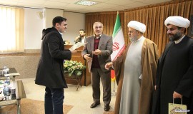 مراسم تقدیر از کارکنان پژوهشگاه مطالعات تقریبی به مناسبت هفته پژوهش