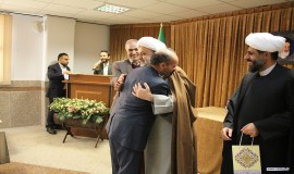 مراسم تقدیر از کارکنان پژوهشگاه مطالعات تقریبی به مناسبت هفته پژوهش