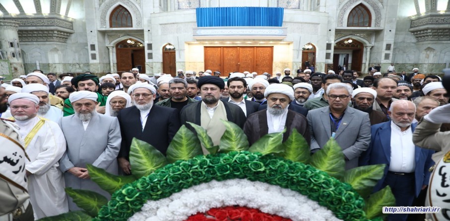 تجدید میثاق میهمانان سی و نهمین کنفرانس وحدت اسلامی با آرمان های امام خمینی(ره)