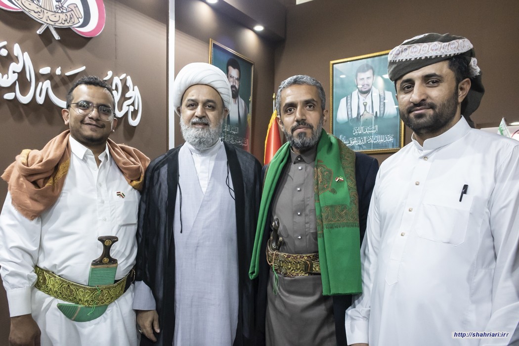 دبیرکل مجمع جهانی تقریب مذاهب اسلامی در حاشیه بازدید از نمایشگاه کتاب تهران: ارائه الکترونیک کتابها، خدمت بزرگی به مخاطبان است / تمرکز آثار جدید مجمع بر وحدت اسلامی و تمدن نوین اسلامی