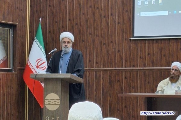 دکتر شهریاری در جمع علما و نخبگان قشم مطرح کرد: چهار گام مهم برای عملیاتی کردن مفهوم وحدت و تقریب در جامعه