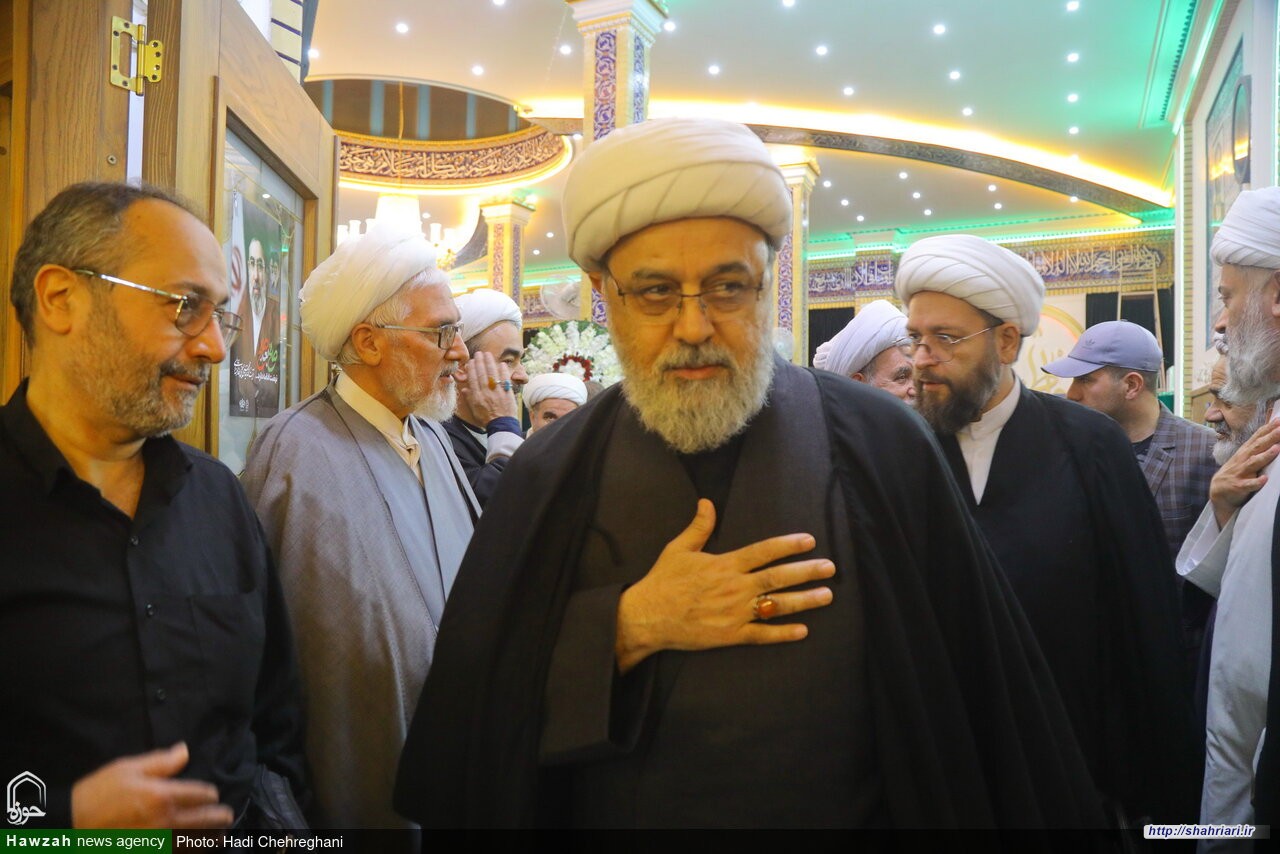 حضور دبیرکل مجمع جهانی تقریب مذاهب اسلامی در مراسم چهلمین شب ارتحال آیت الله جناتی در قم