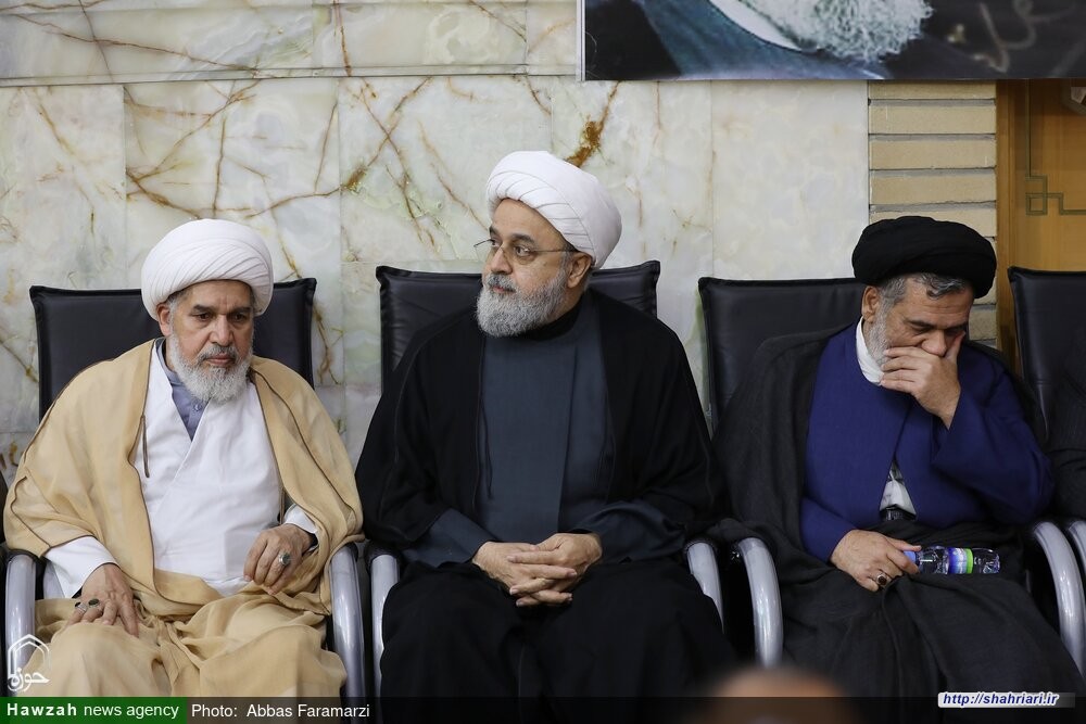 مراسم اولین سالگرد طلایه‌داران محور مقاومت در حرم حضرت معصومه (س)