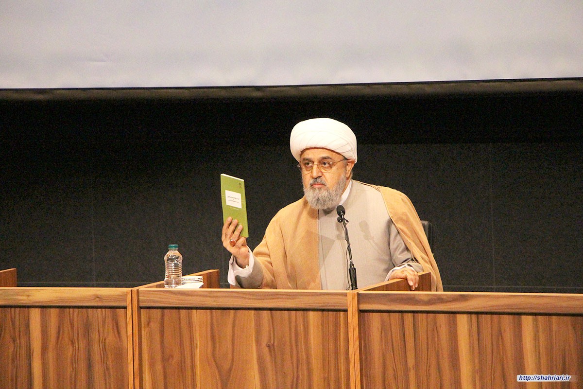 طرح مطالبی که منجر به نزاع و جنگ و ترور شود، حرام و گفتوگویی باطل است